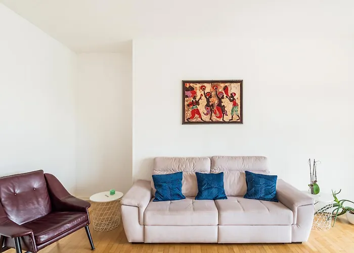 Apartment Station - Bright With Balcony! Padova